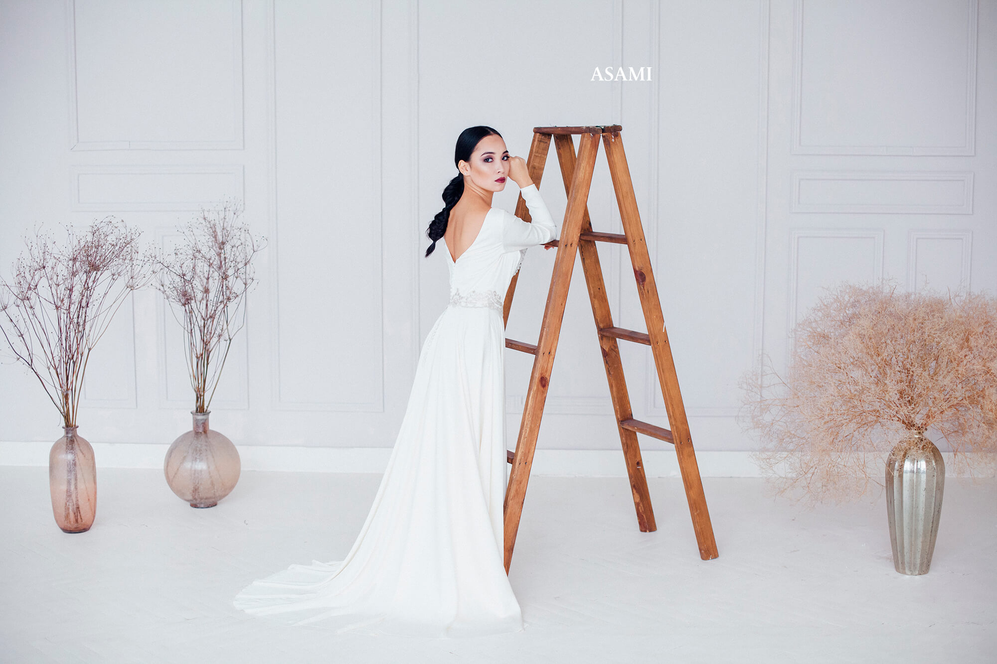 ASAMI - wedding dress "Refined Elegance" collection